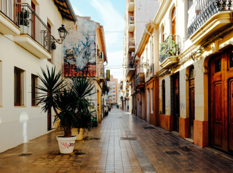 Бенимаклет: дом-сад, огороды и колкий характер