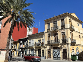 Кабаньяль — самая модная и неоднозначная часть Валенсии