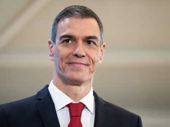 Педро Санчес представил план интеграции мигрантов на 505 млн евро