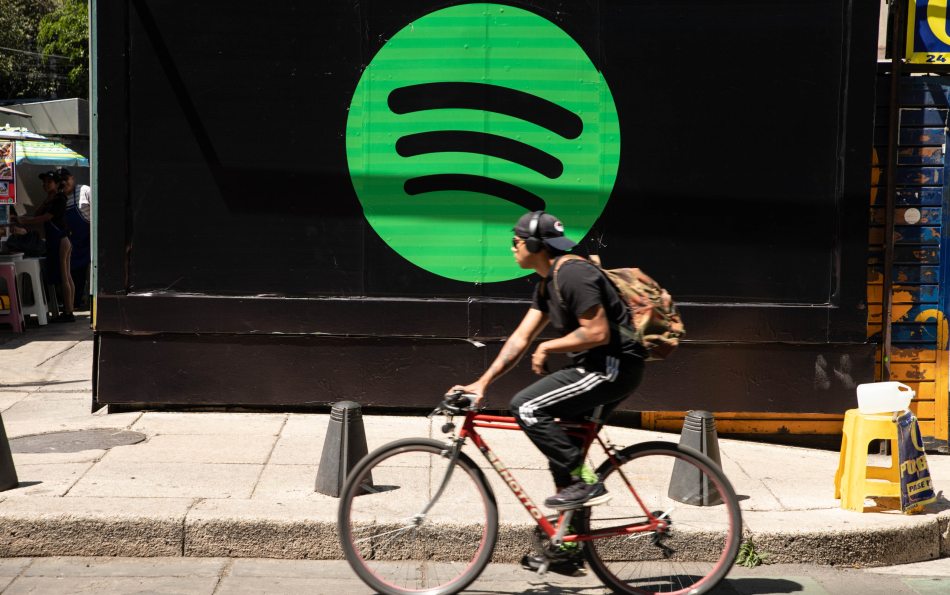 Spotify назвал самых популярных артистов за последние 20 лет
